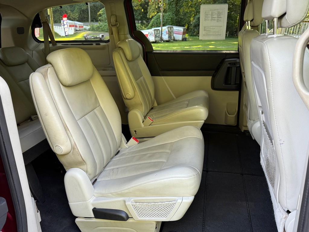 2010 Dodge Grand Caravan Image 10