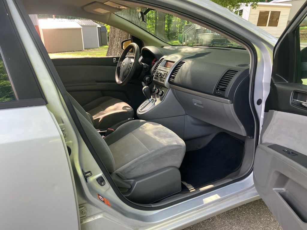 2009 Nissan Sentra Image 9