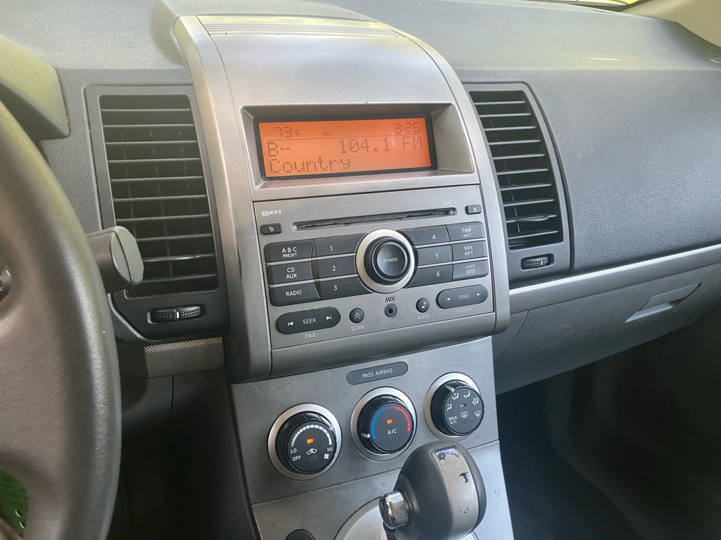 2009 Nissan Sentra Image 11
