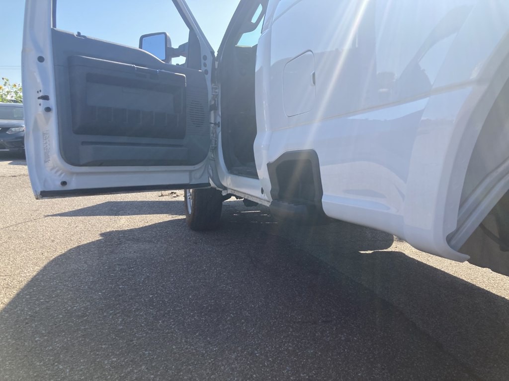 2015 Ford F-350 Image 13