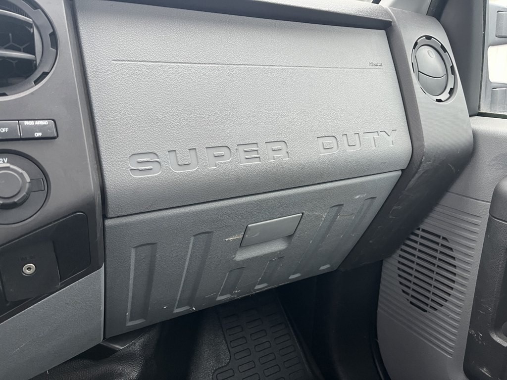 2015 Ford F-350 Image 18