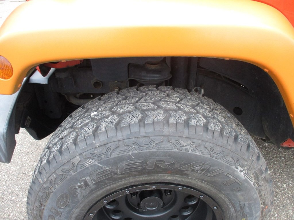 2015 Jeep Wrangler Image 14