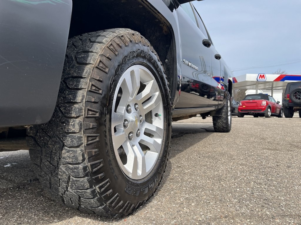 2018 Chevrolet Silverado 1500 Image 5