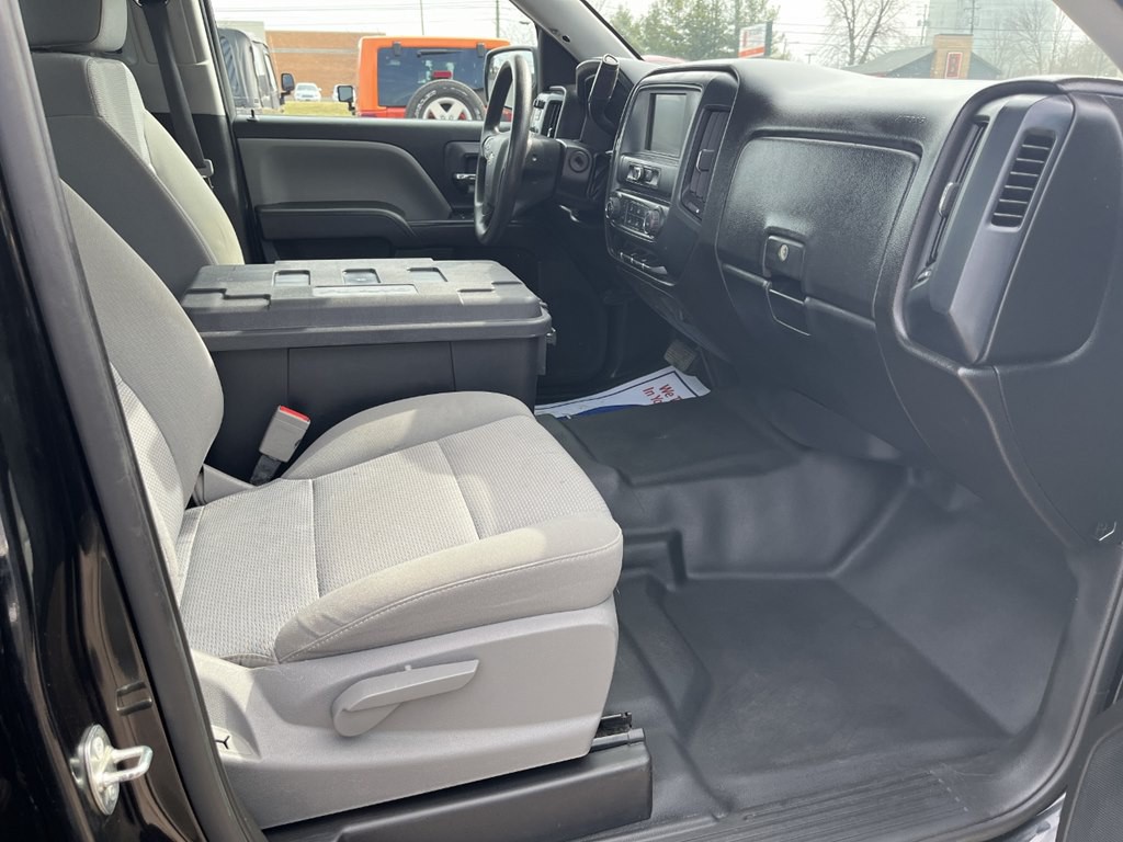 2018 Chevrolet Silverado 1500 Image 9