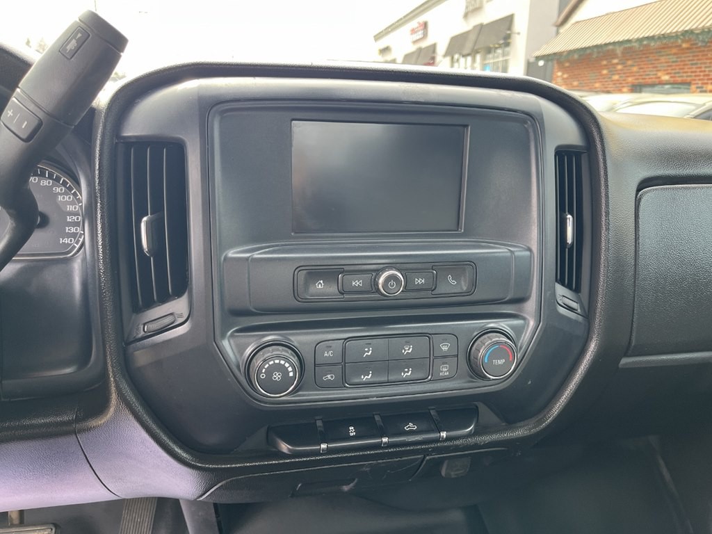 2018 Chevrolet Silverado 1500 Image 12
