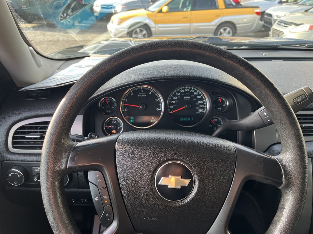 2009 Chevrolet Silverado 2500 Image 12
