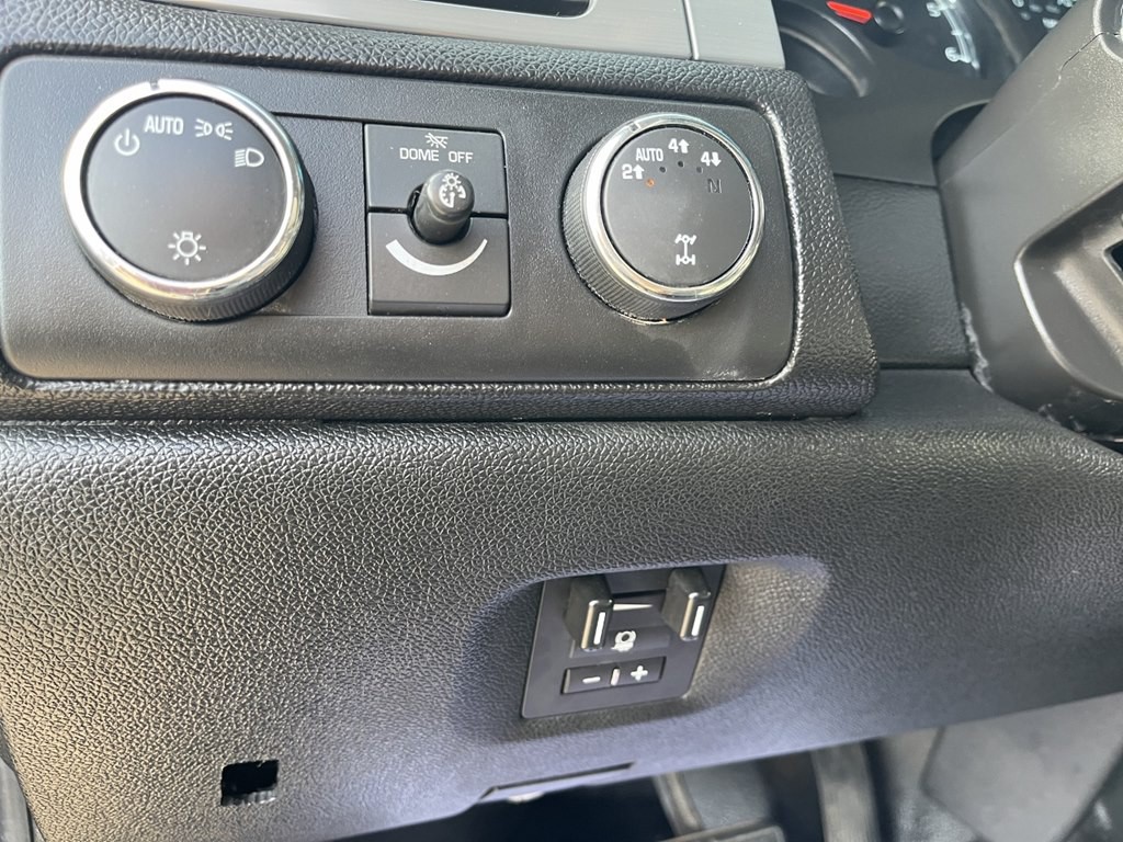 2009 Chevrolet Silverado 2500 Image 15