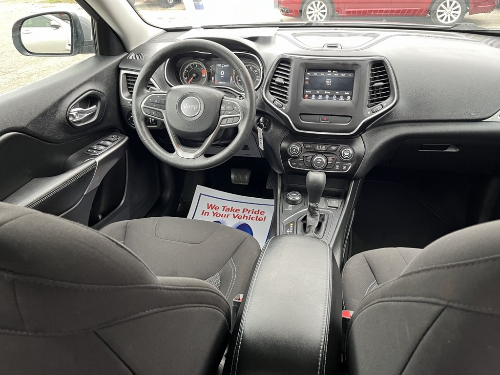 2019 Jeep Cherokee Image 9