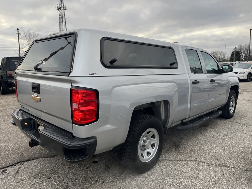 2018 Chevrolet Silverado 1500 Image 2