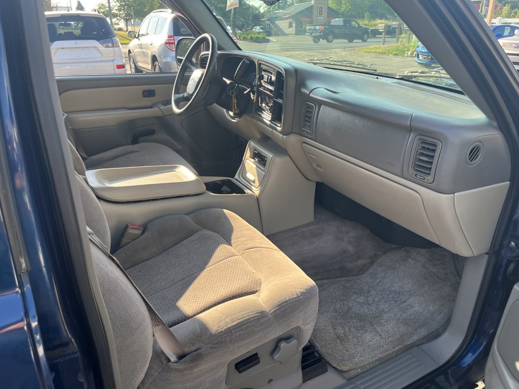 2000 Chevrolet Tahoe Image 10