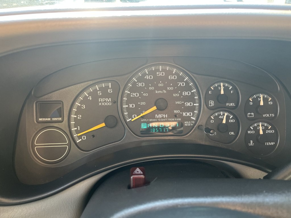 2000 Chevrolet Tahoe Image 15