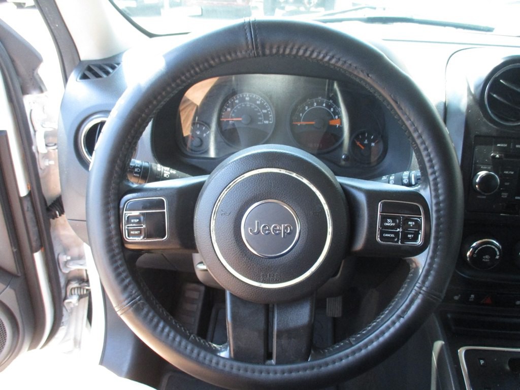 2016 Jeep Patriot Image 10