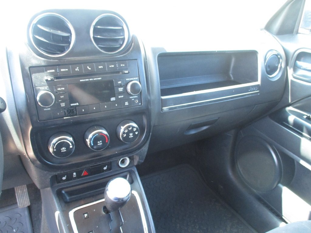2016 Jeep Patriot Image 12