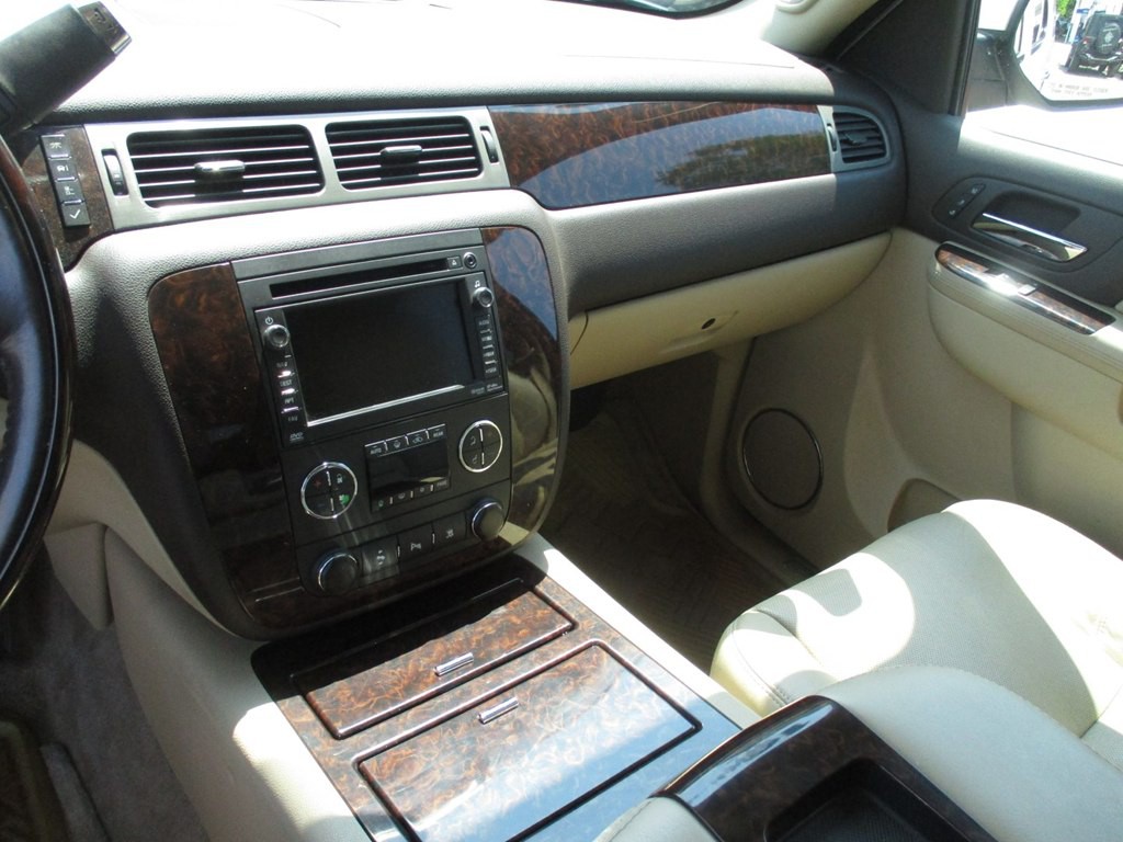 2010 GMC Yukon Image 15