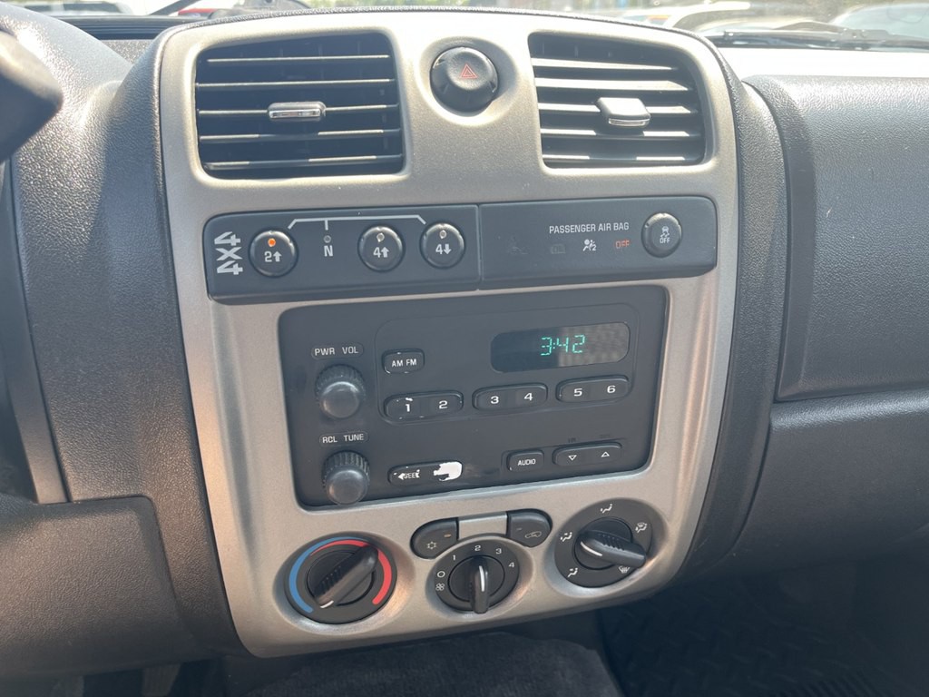 2012 Chevrolet Colorado Image 17