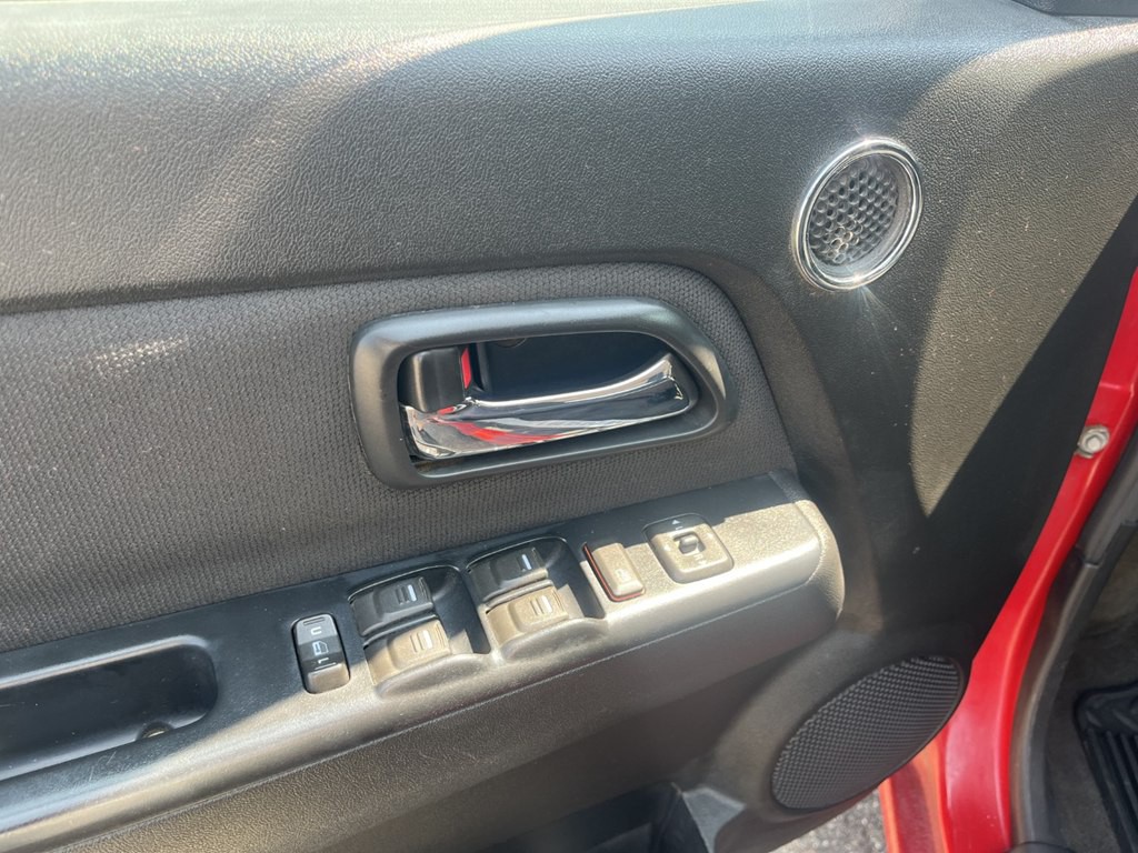 2012 Chevrolet Colorado Image 18