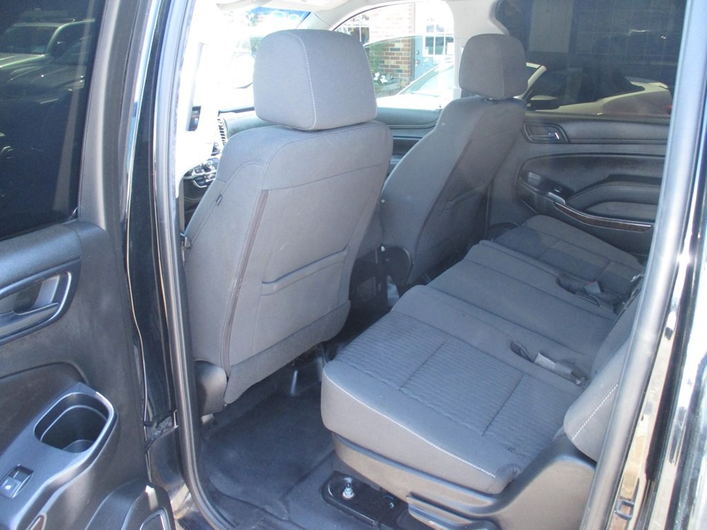 2018 Chevrolet Suburban Image 8