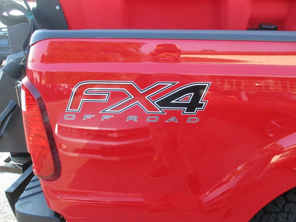 2015 Ford F-350 Image 7