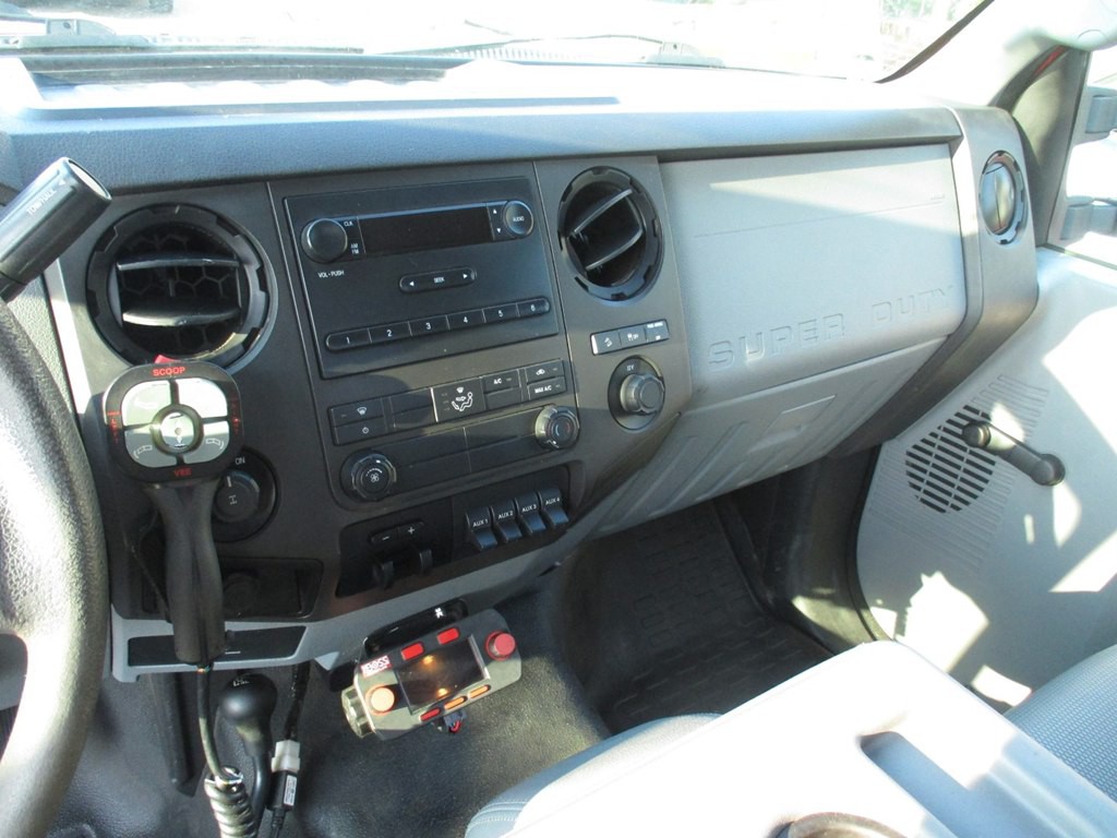 2015 Ford F-350 Image 12