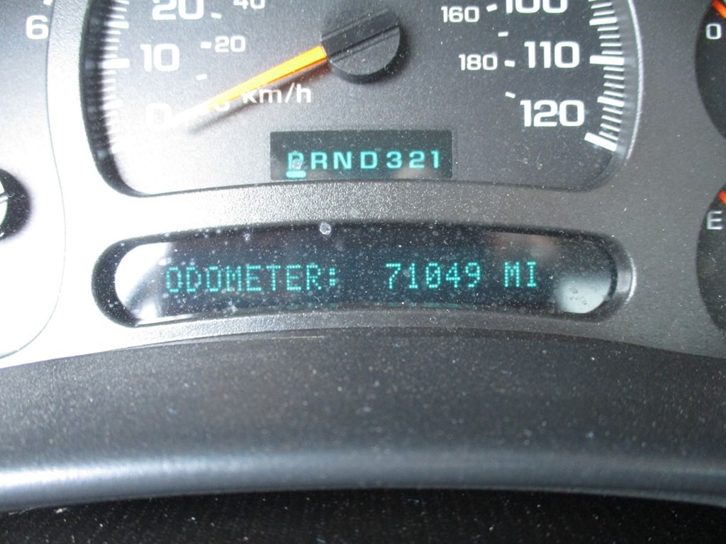 2003 GMC Sierra Image 13