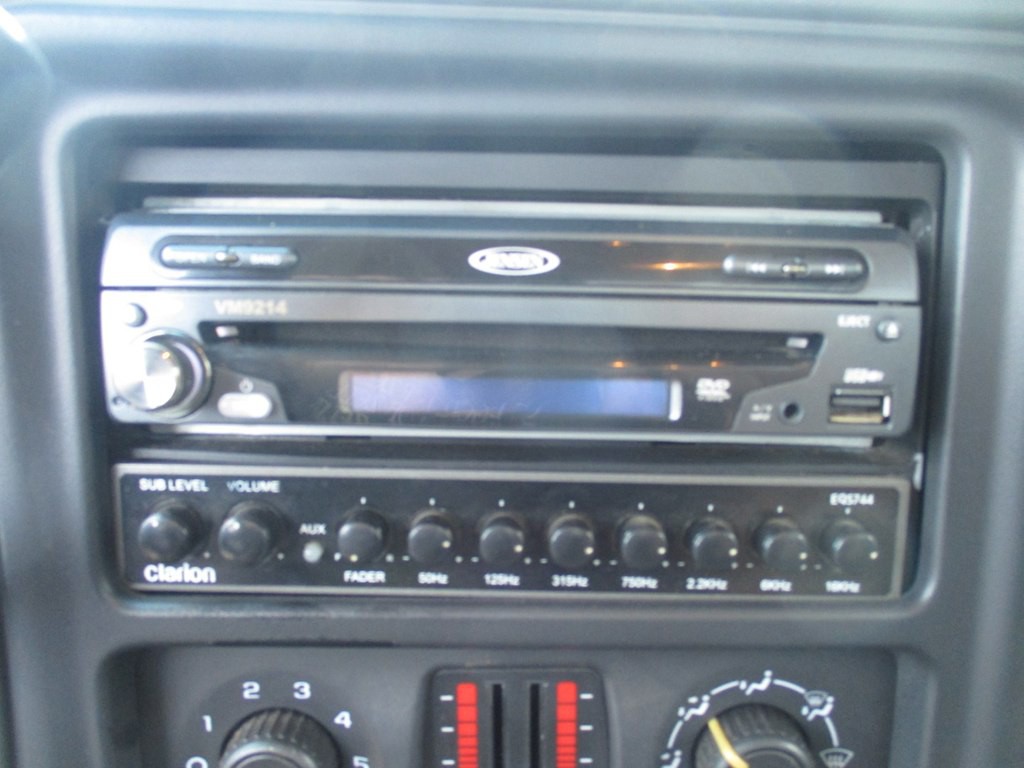 2003 GMC Sierra Image 14