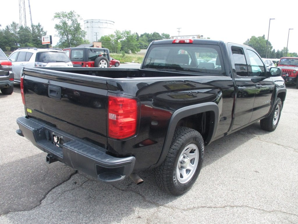 2014 Chevrolet Silverado 1500 Image 2