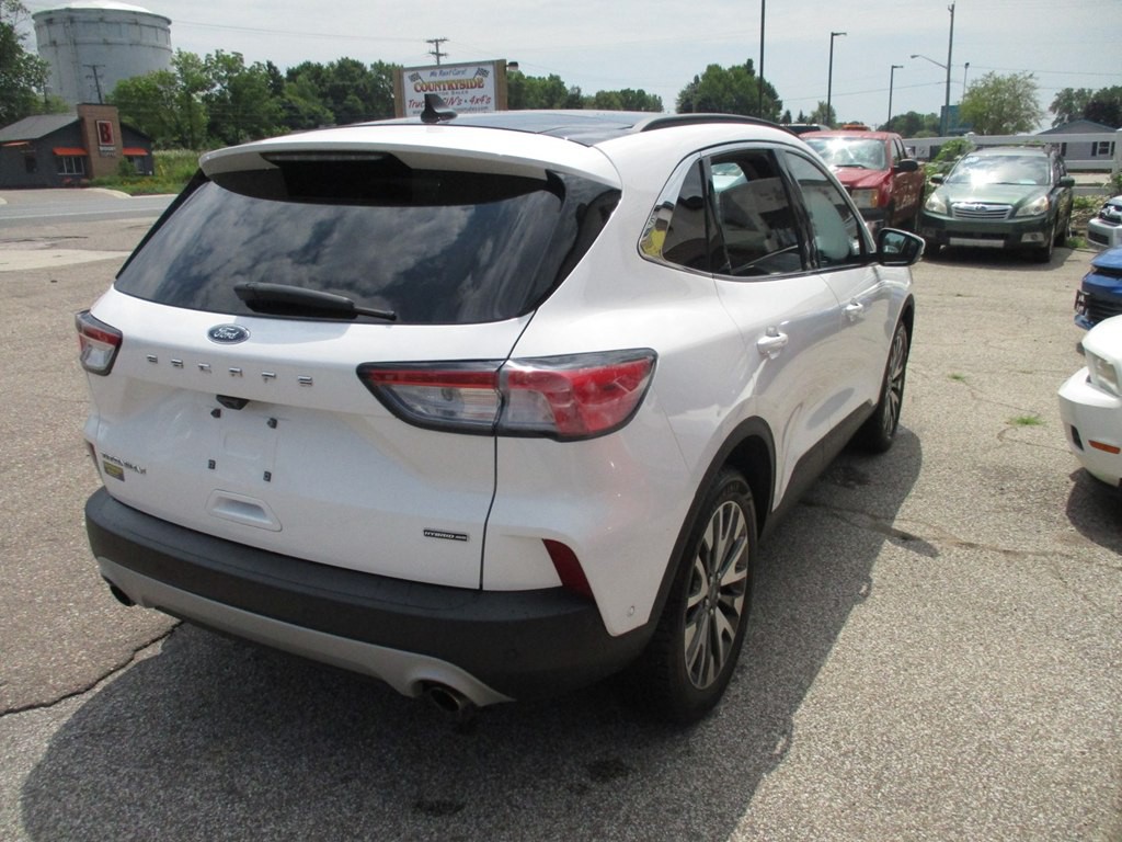 2020 Ford Escape Image 2