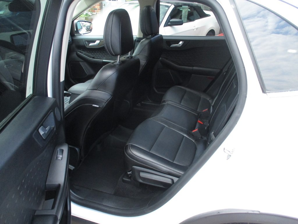 2020 Ford Escape Image 10