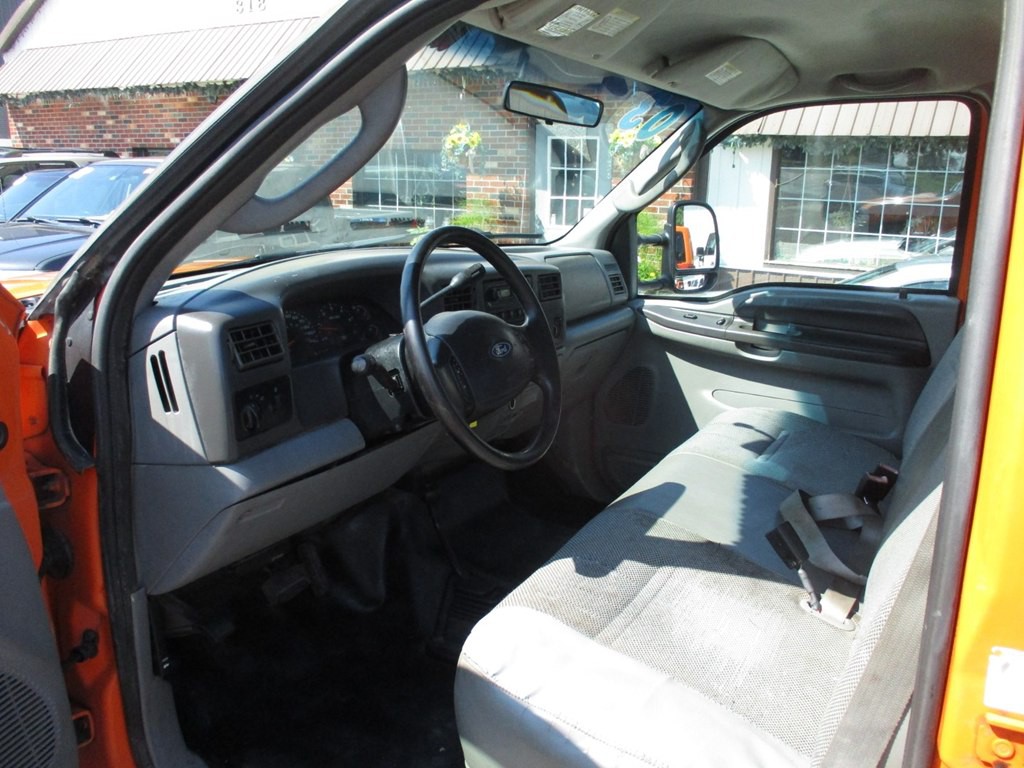 2003 Ford F-350 Image 8