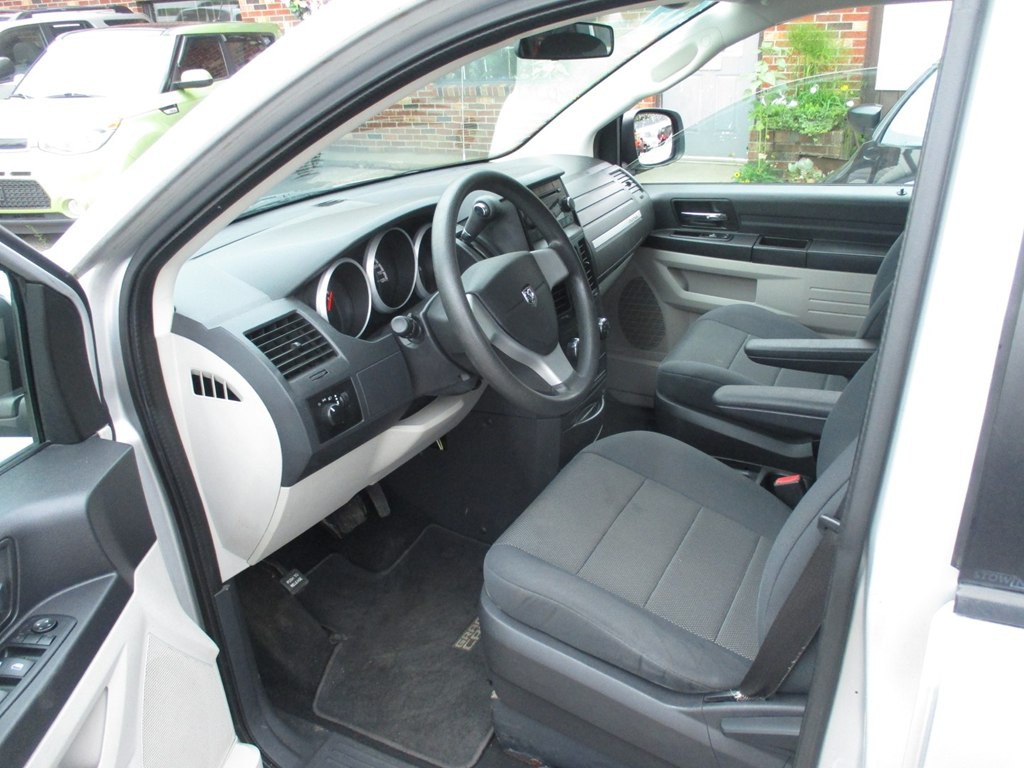 2009 Dodge Grand Caravan Image 6