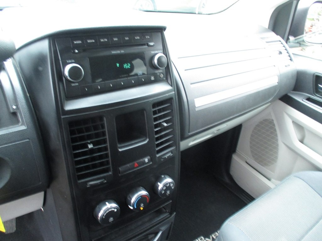 2009 Dodge Grand Caravan Image 10