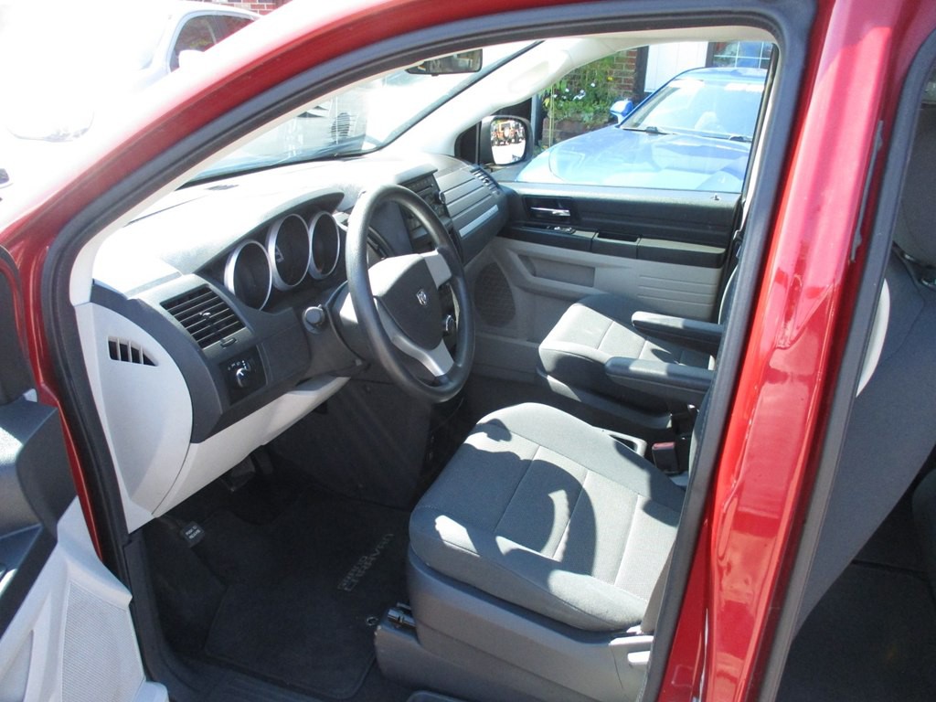 2009 Dodge Grand Caravan Image 8