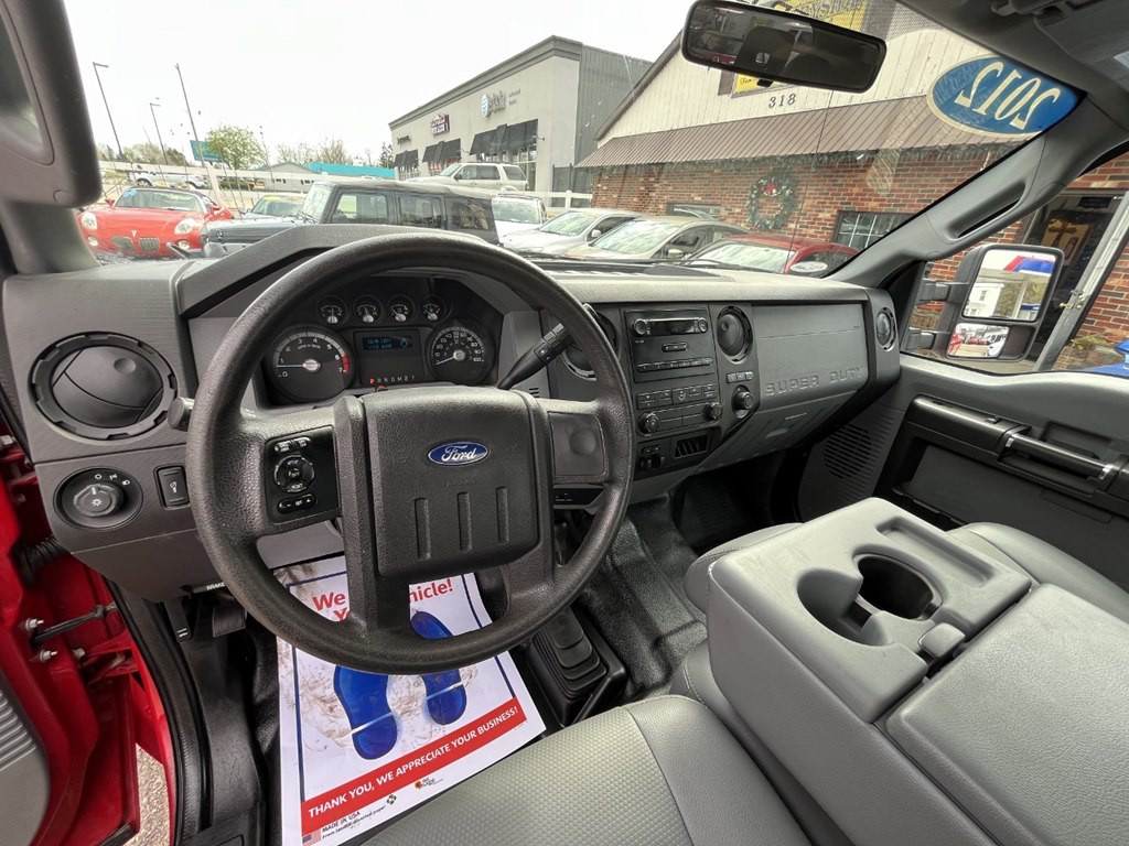 2012 Ford F-250 Image 9