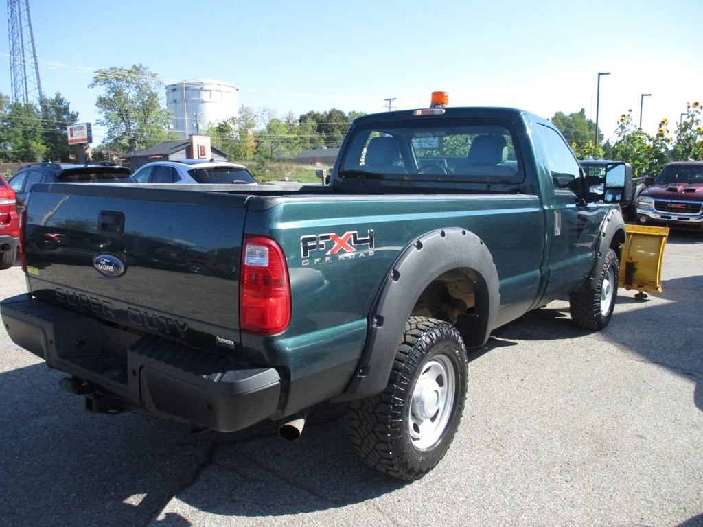 2011 Ford F-350 Image 2