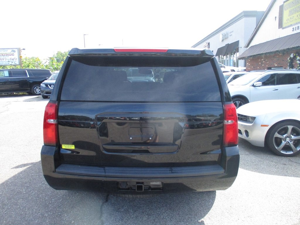 2017 Chevrolet Tahoe Image 4