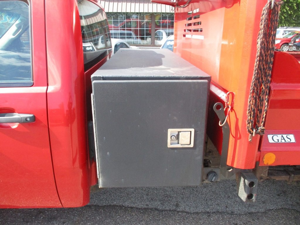 2012 GMC Sierra 3500 Image 7