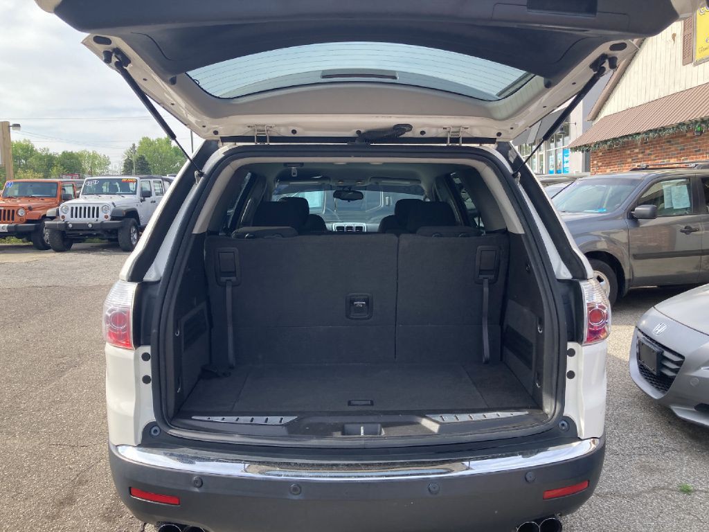 2008 GMC Acadia Image 5