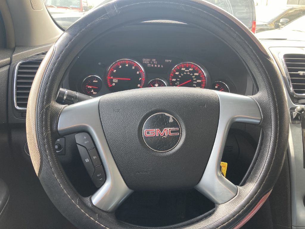 2008 GMC Acadia Image 11