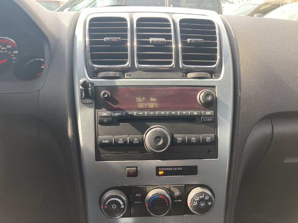 2008 GMC Acadia Image 12