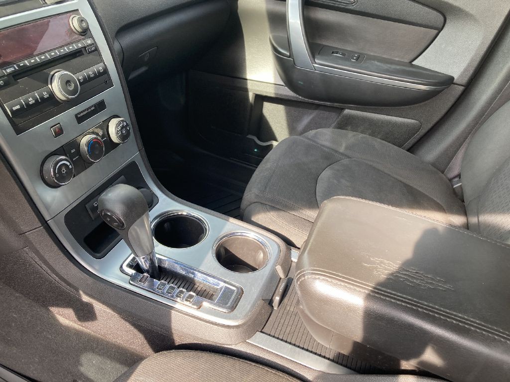 2008 GMC Acadia Image 13