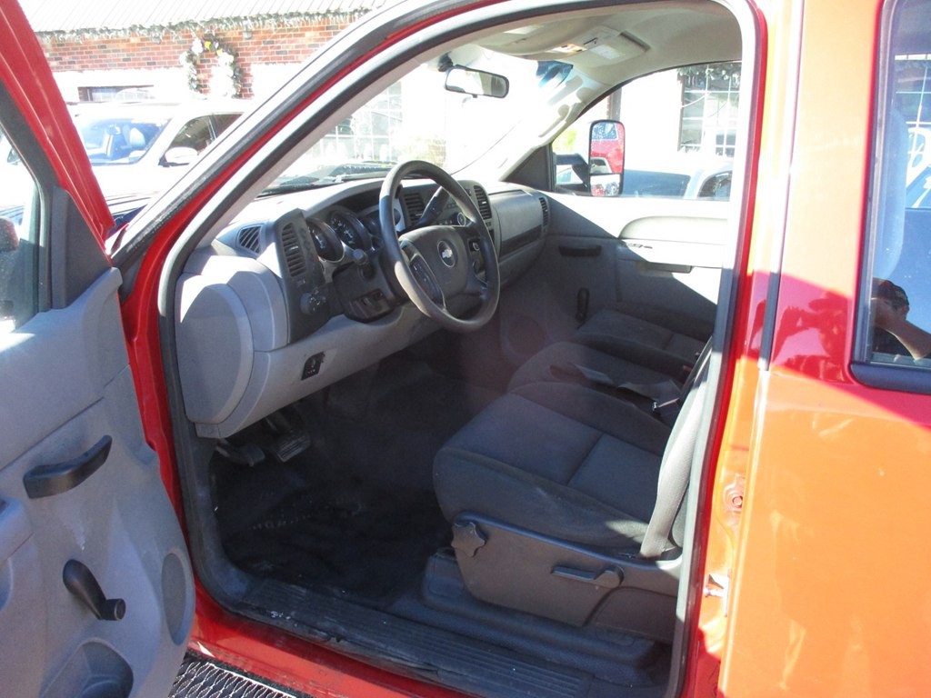 2013 Chevrolet Silverado 1500 Image 8