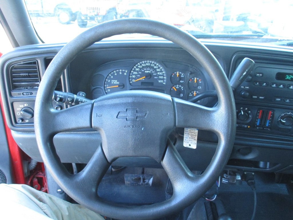 2005 Chevrolet Silverado 1500 Image 9