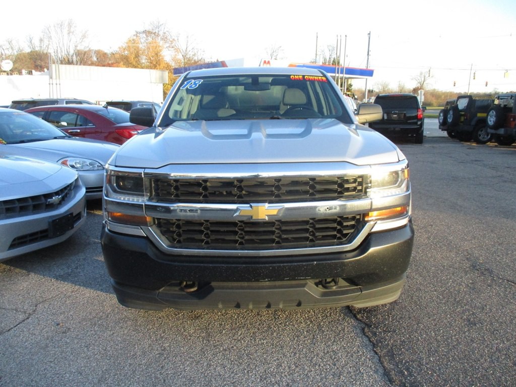 2018 Chevrolet Silverado 1500 Image 3