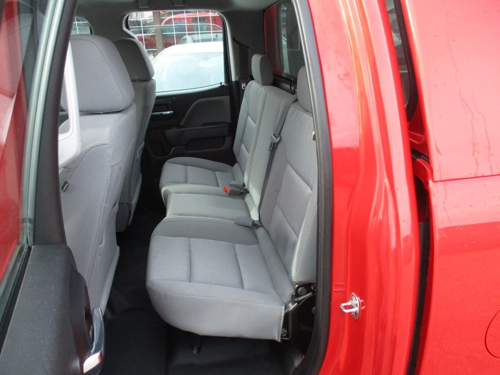 2017 GMC Sierra Image 8