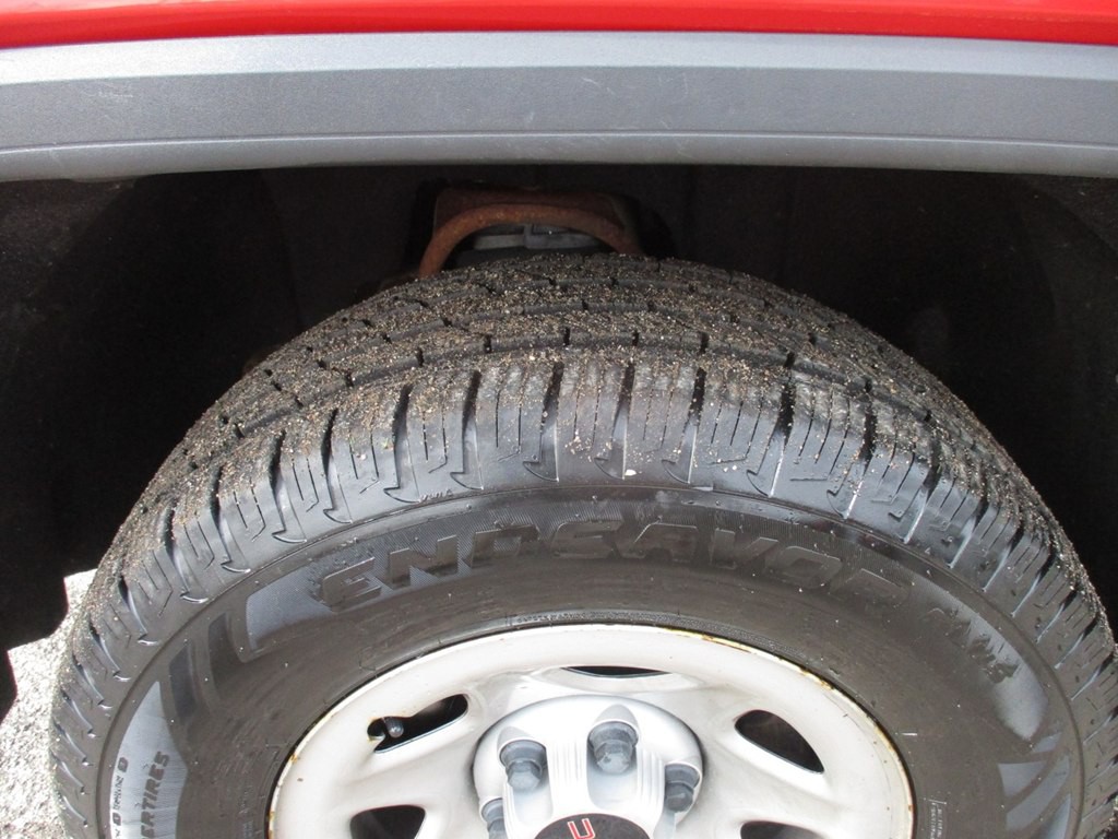 2017 GMC Sierra Image 12