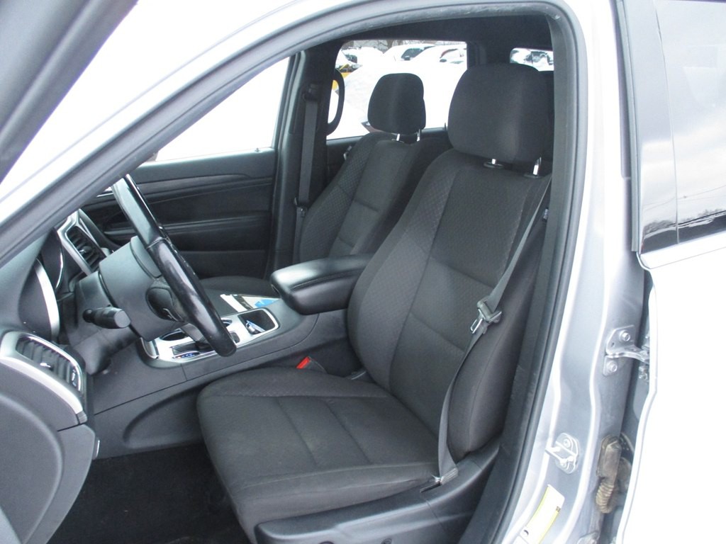 2020 Jeep Grand Cherokee Image 7