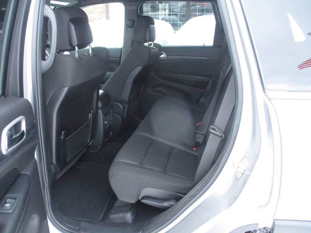 2020 Jeep Grand Cherokee Image 8