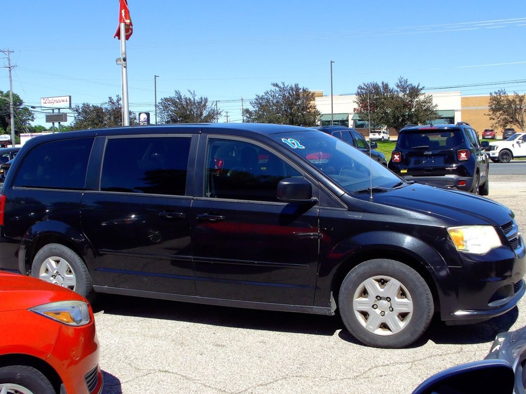 2012 Dodge Grand Caravan Image 2