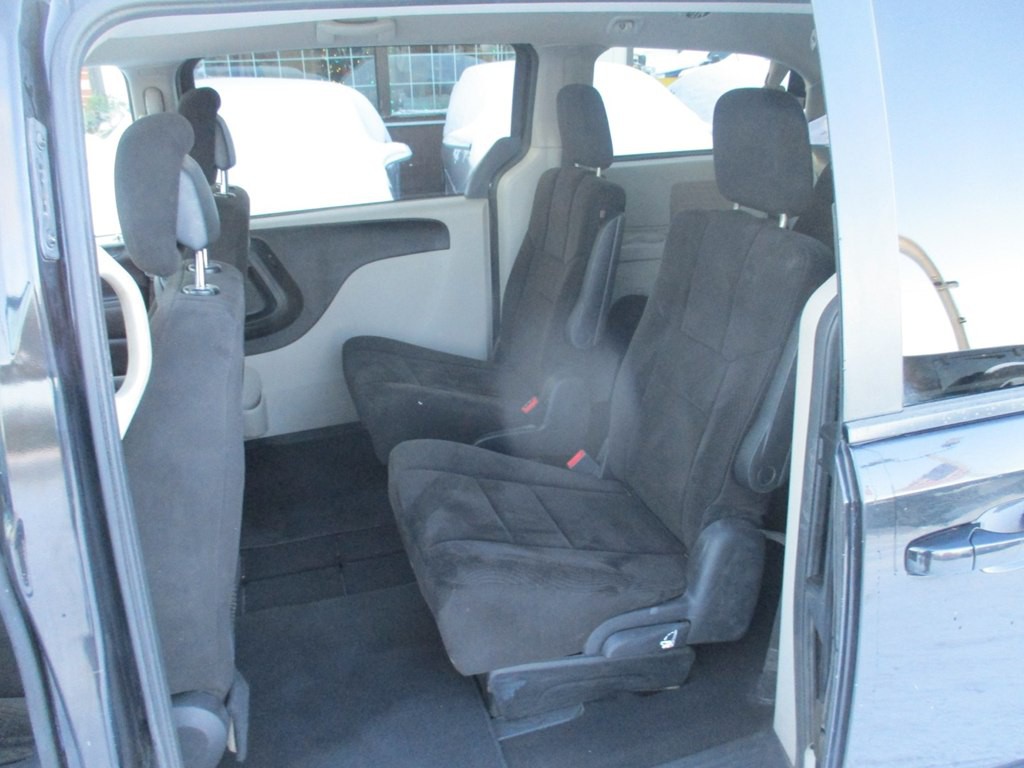 2012 Dodge Grand Caravan Image 8