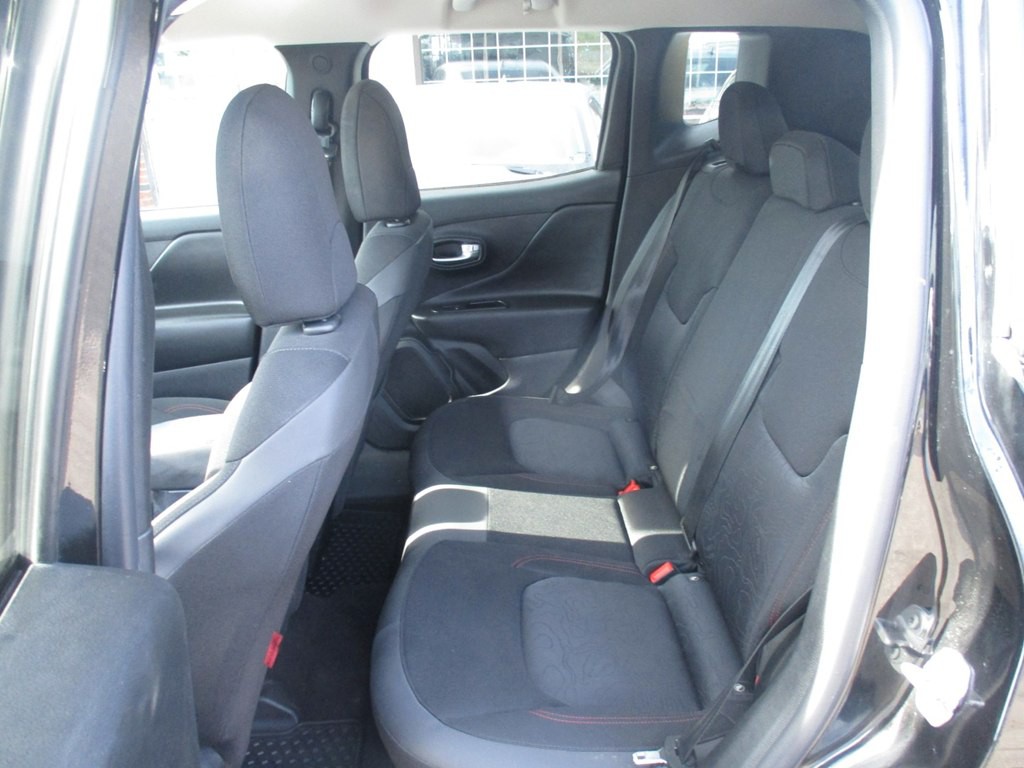 2019 Jeep Renegade Image 8